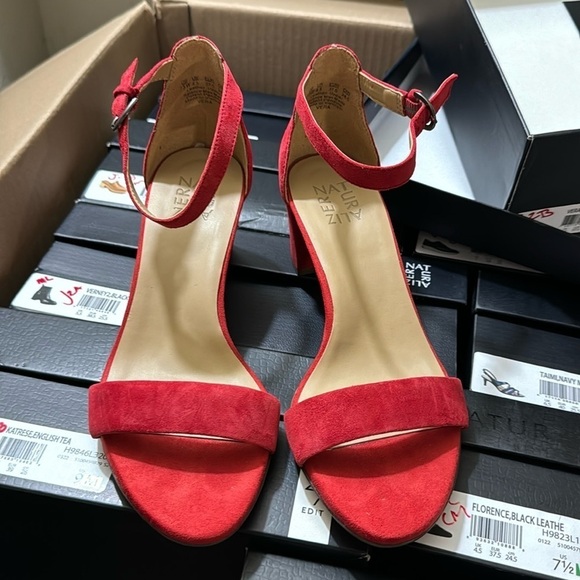 NATURALIZER Vera Ankle Strap Sandal in Hot Sauce Suede (WIDE) - Picture 4 of 6